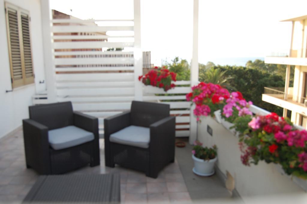 B&B H224 Reggio di Calabria Dış mekan fotoğraf